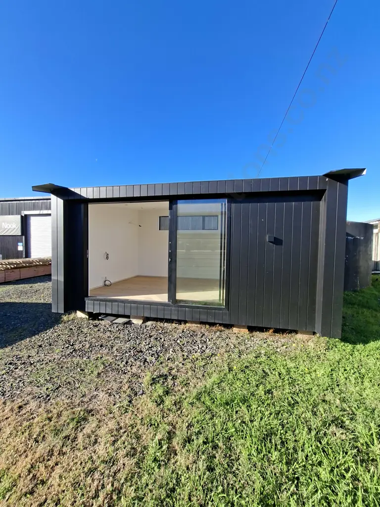 BRAND NEW NOOK HOMES CABIN - 5.69M LONG X 4.05M WIDE. 2.95M HIGH AT SHORT END 3.55M HIGH AT TALL END Image 1++