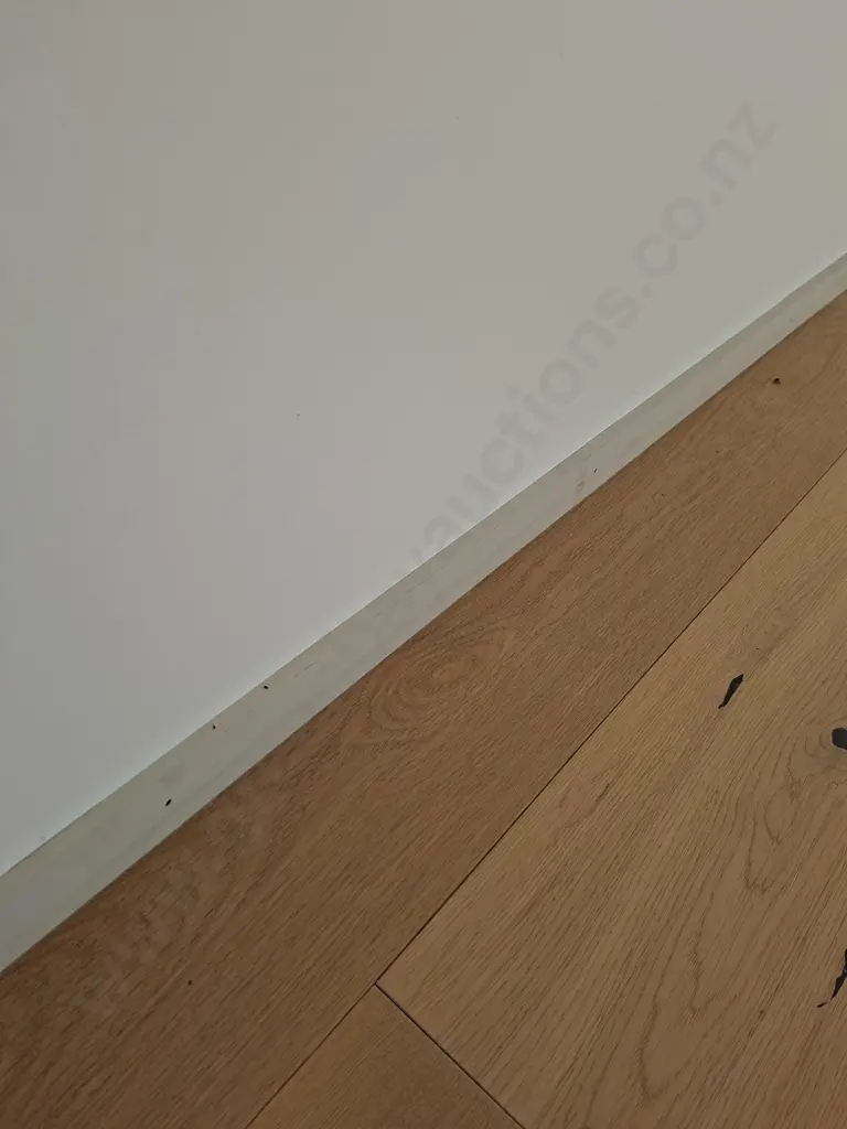 BRAND NEW NOOK HOMES CABIN - 5.69M LONG X 4.05M WIDE. 2.95M HIGH AT SHORT END 3.55M HIGH AT TALL END Image 1++