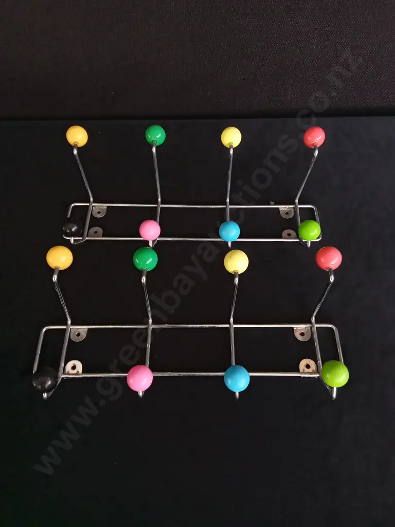 2 PIECES SPUTNIK STYLE WALL MOUNTED COAT RACK Image 1++