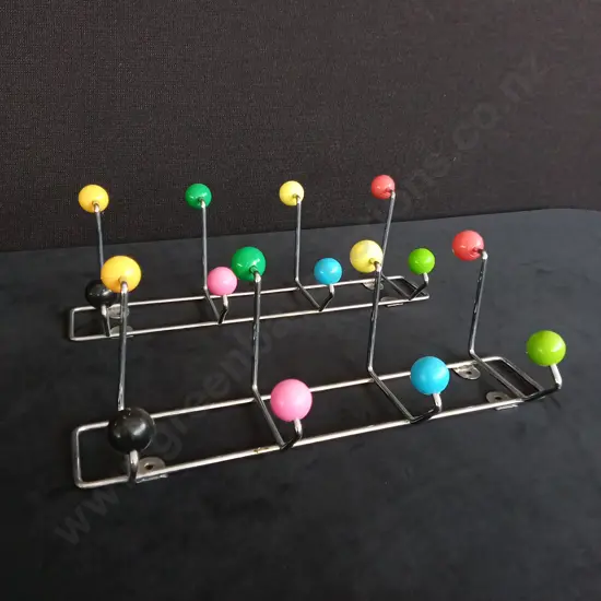 2 PIECES SPUTNIK STYLE WALL MOUNTED COAT RACK