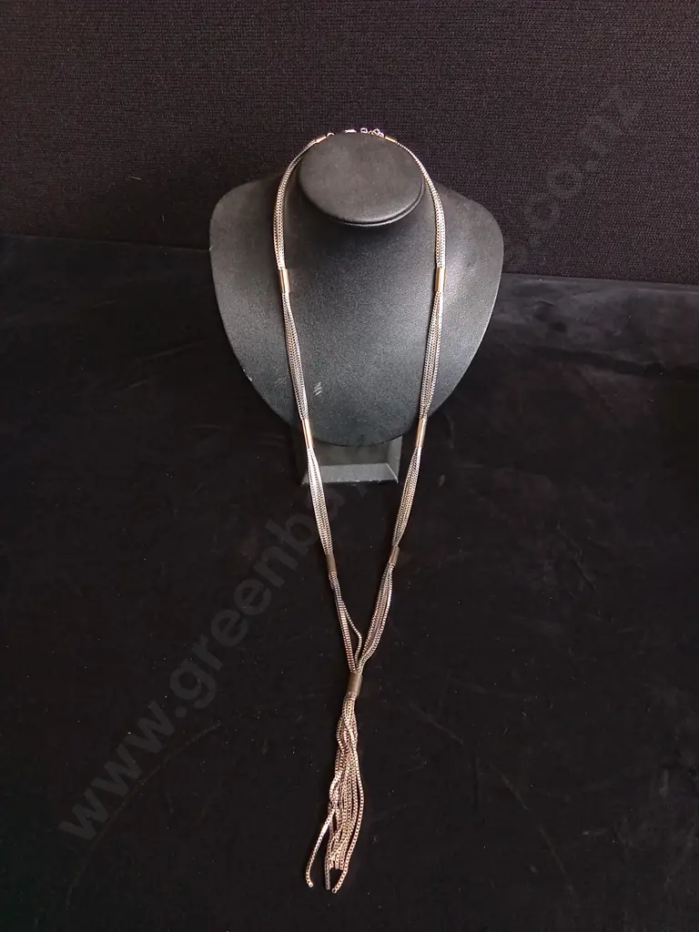 4 PIECES NECKLACES AND BRACELETS Image 1++