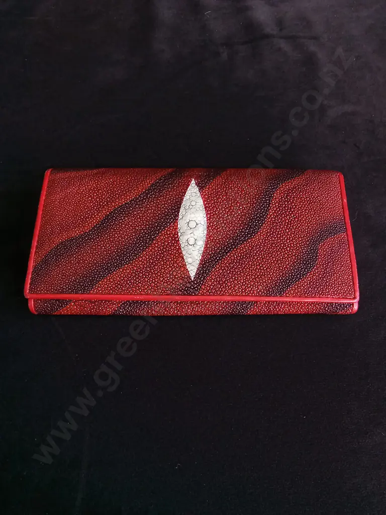 GENUINE STINGRAY SKIN PURSE Image 1++