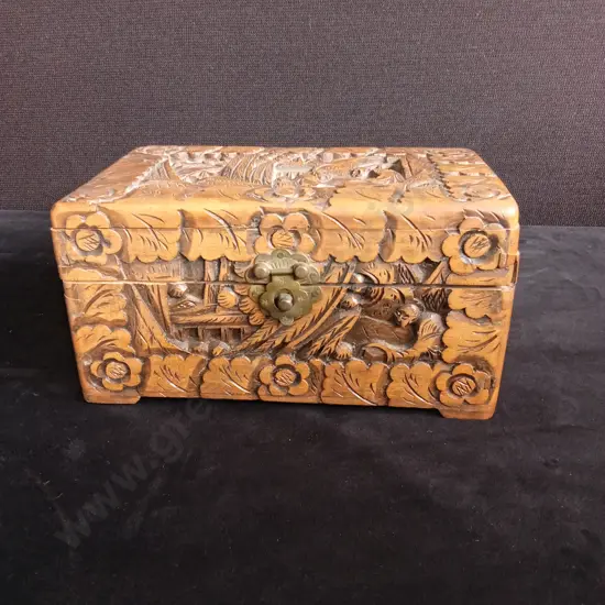 VINTAGE HAND-CARVED WOODEN BOX MADE IN HONG KONG