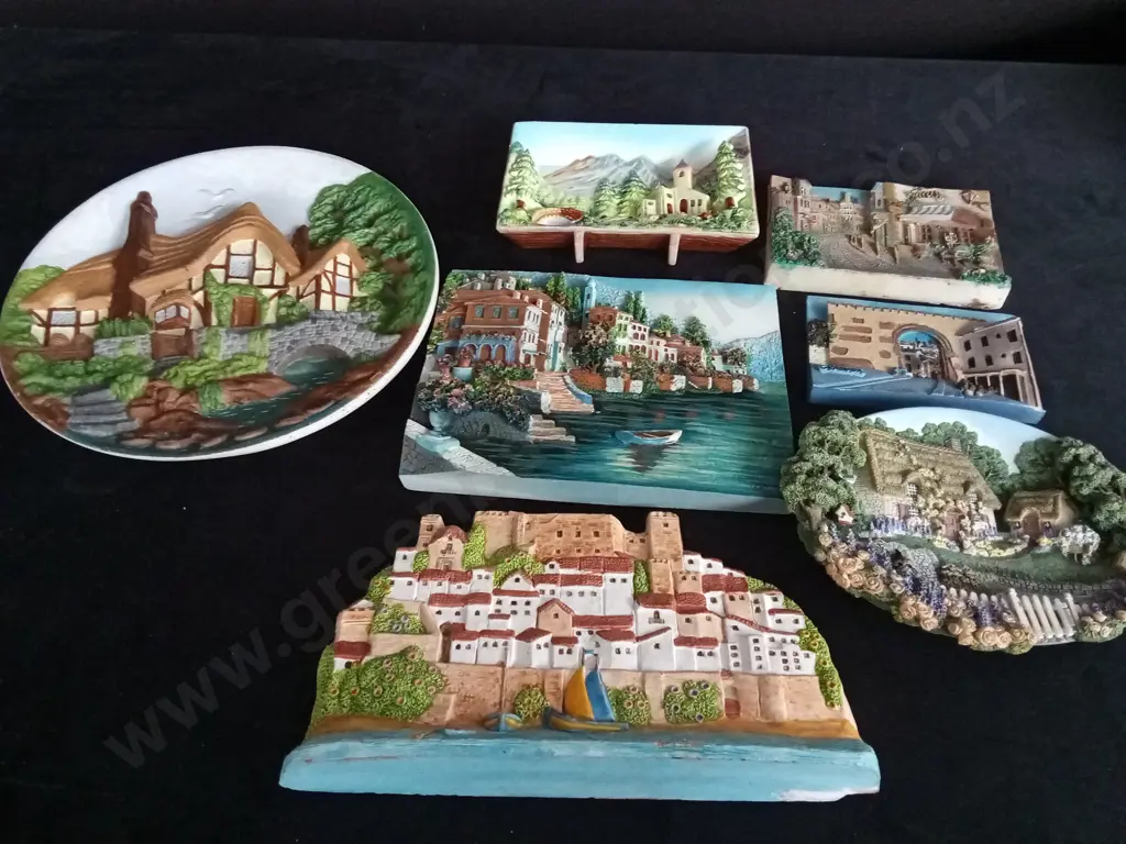 7 3D DECORATIVE ITEMS Image 1++