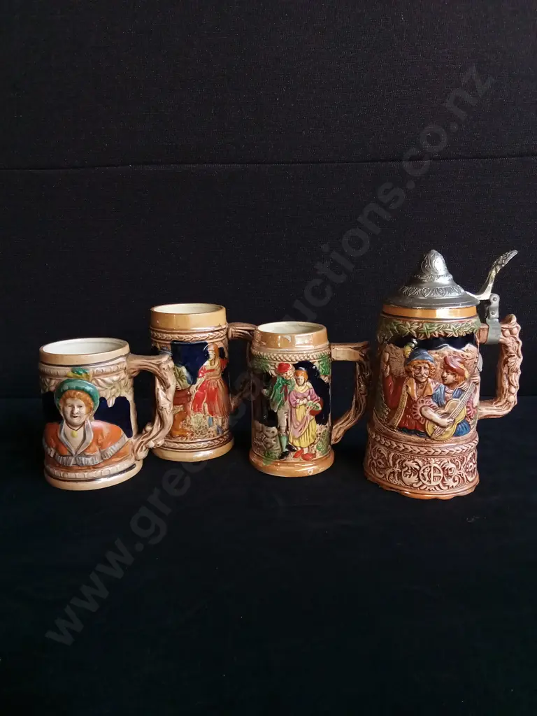 7 PIECES VINTAGE BEER JUGS INCLUDING ONE MUSICAL Image 1++
