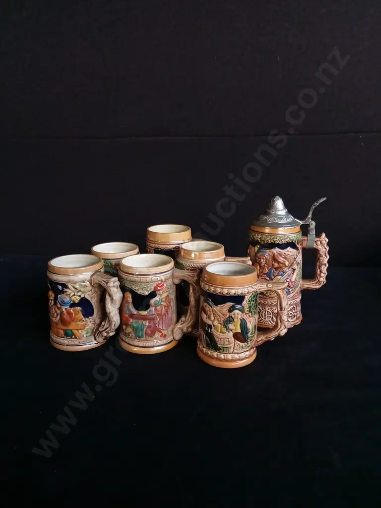 7 PIECES VINTAGE BEER JUGS INCLUDING ONE MUSICAL Image 1++