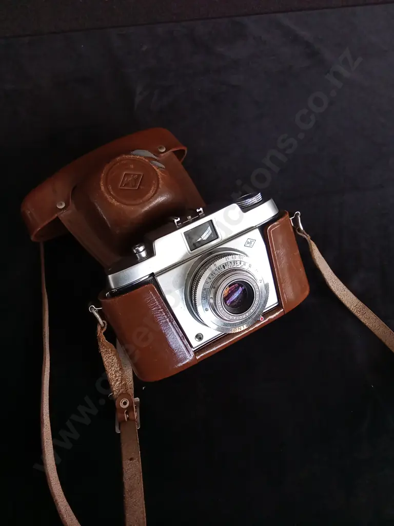 VINTAGE AFGA SILETTE PRONTO 35MM CAMERA, INCLUDES LEATHER CASE Image 1++