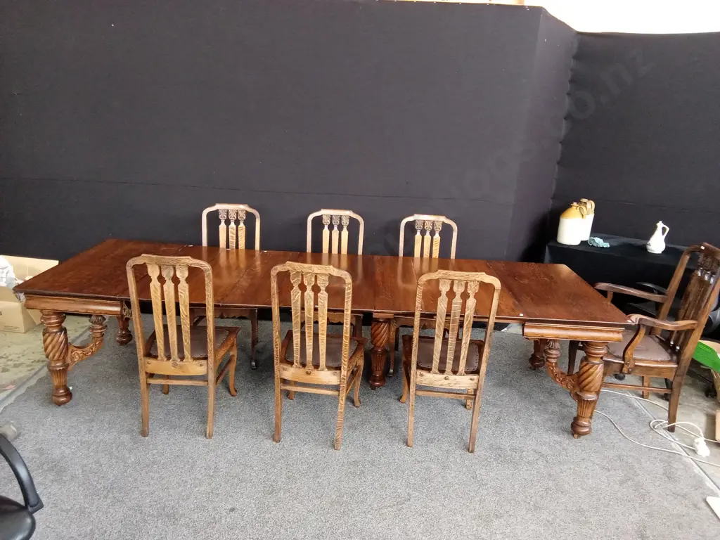 ANTIQUE WOODEN EXTENDABLE TABLE WITH 7 CHAIRS EXTENDED LENGTH 3.13M WIDTH 1.7M HEIGHT 0.74M Image 1++