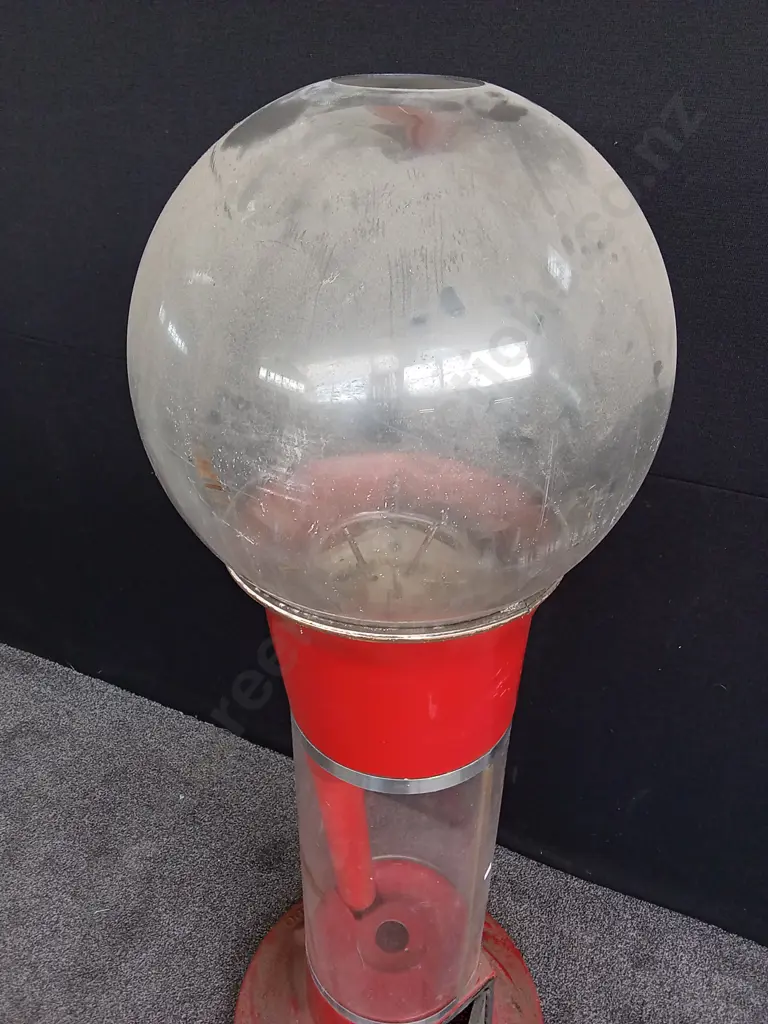 CREATIVE PRODUCTS TORNADO VENDING MACHINE 1.62M TALL RED Image 1++