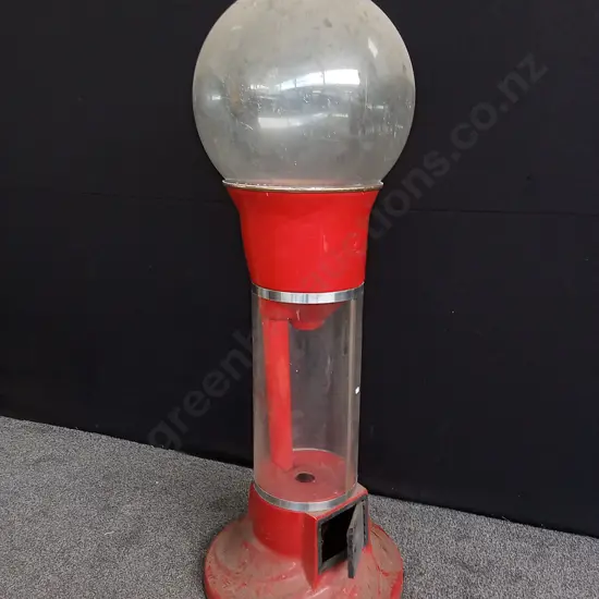 CREATIVE PRODUCTS TORNADO VENDING MACHINE 1.62M TALL RED