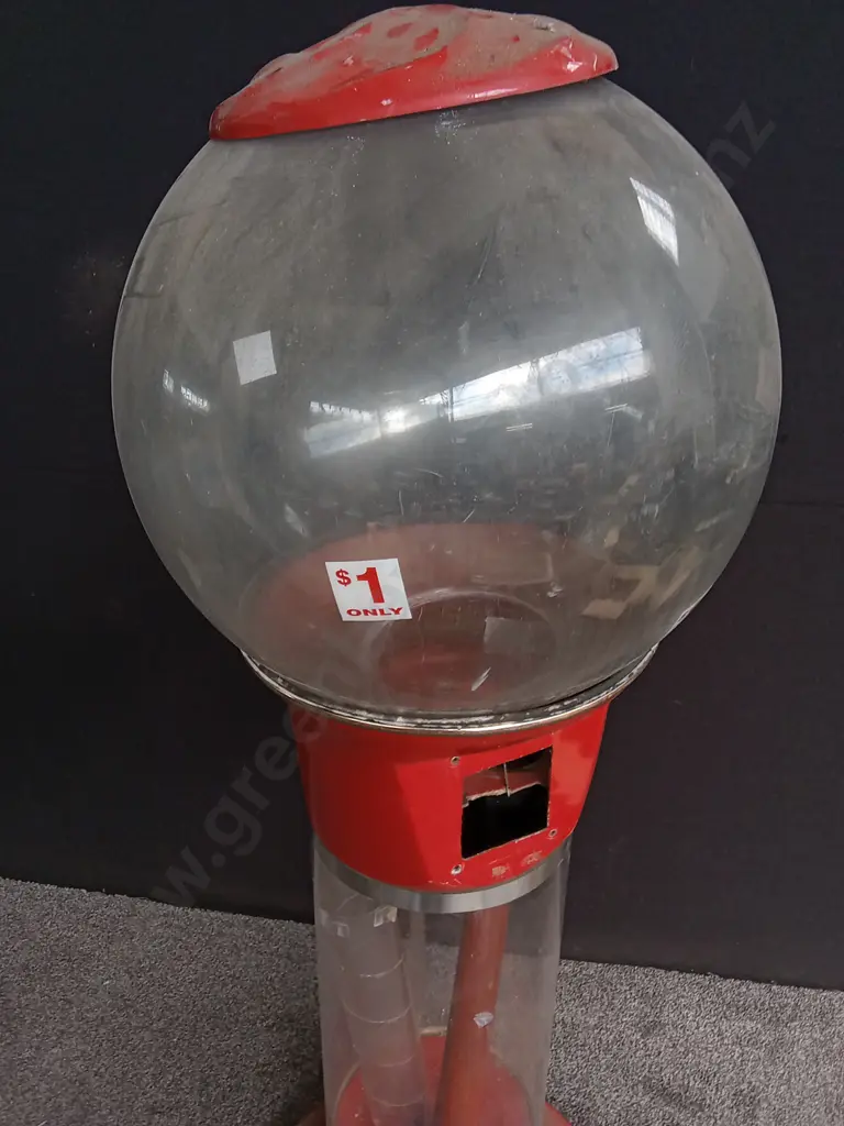 CREATIVE PRODUCTS TORNADO VENDING MACHINE 1.62M TALL RED Image 1++