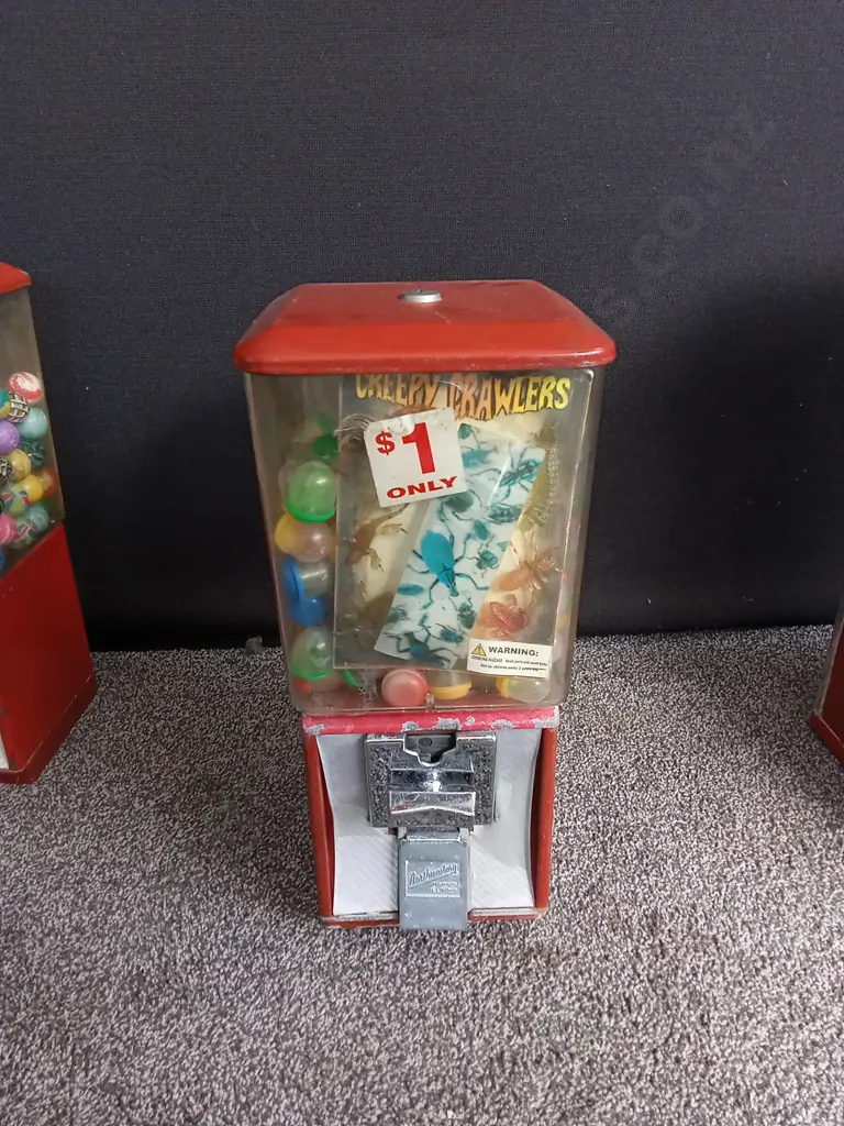 NORTHWESTERN SINGLE RED VENDING MACHINE COMPLETE WITH STOCK Image 1++