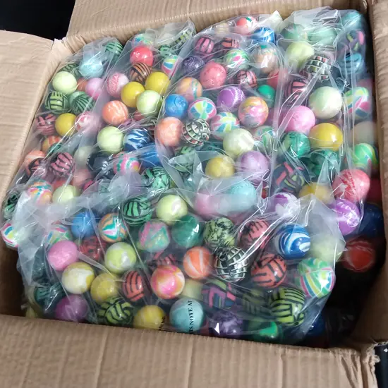 BOX OF SMALL BOUNCY BALLS FOR VENDING MACHINE
