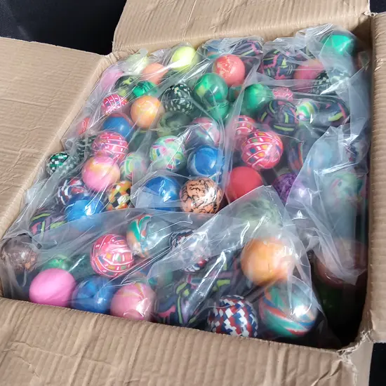 BOX OF BOUNCY BALLS FOR VENDING MACHINE