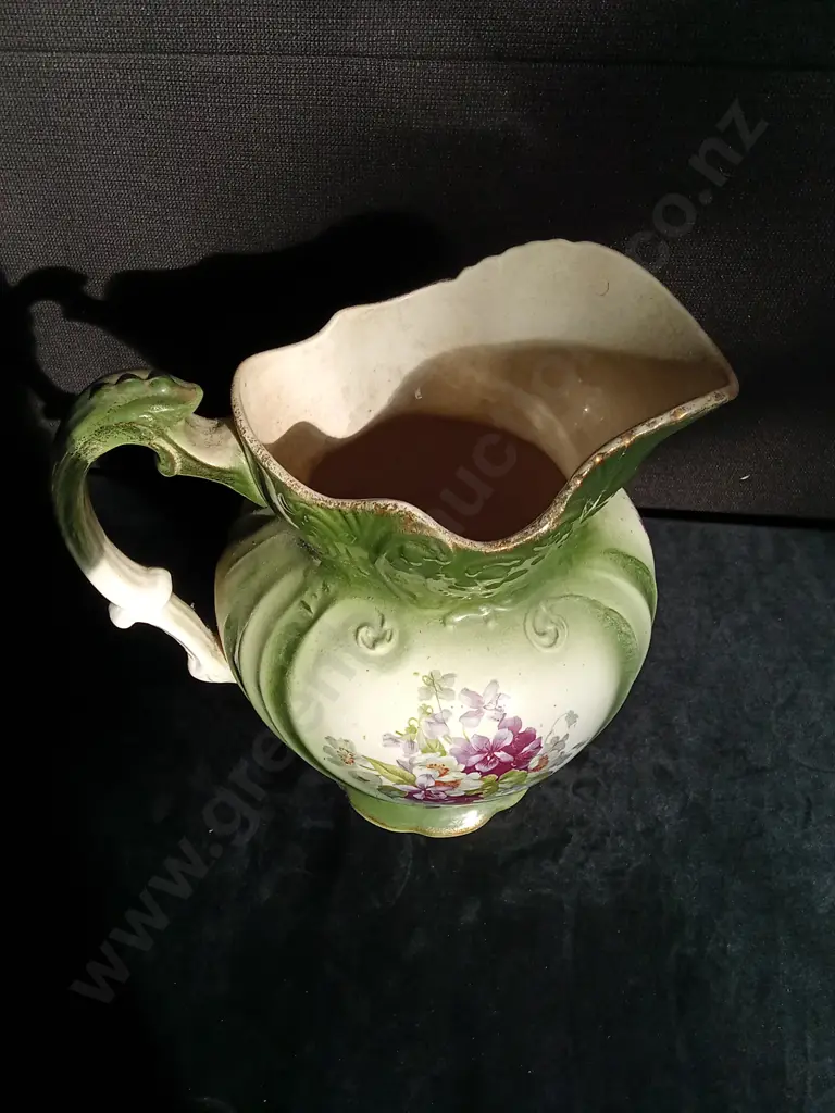 VINTAGE PORCELAIN WASH BASIN PITCHER Image 1++