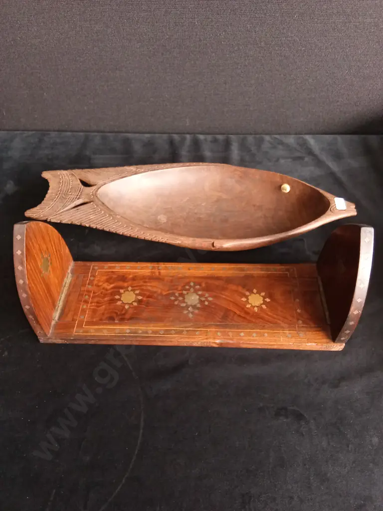 PAPA NEW GUINEA CARVED WOODEN FISH BOWL AND VINTAGE WOODEN BOOK REST Image 1++