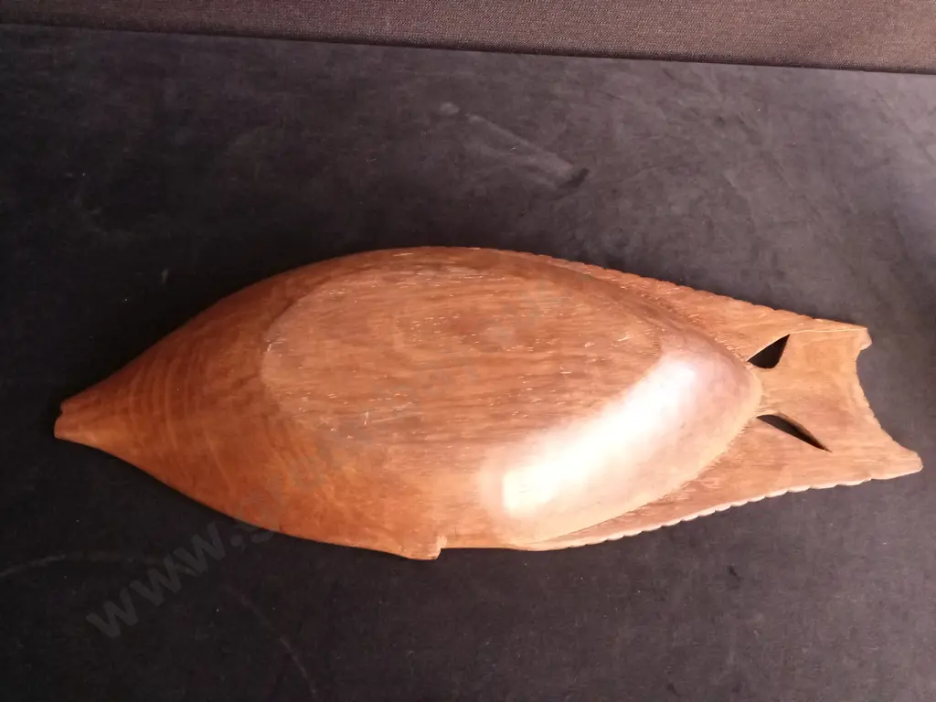 PAPA NEW GUINEA CARVED WOODEN FISH BOWL AND VINTAGE WOODEN BOOK REST Image 1++