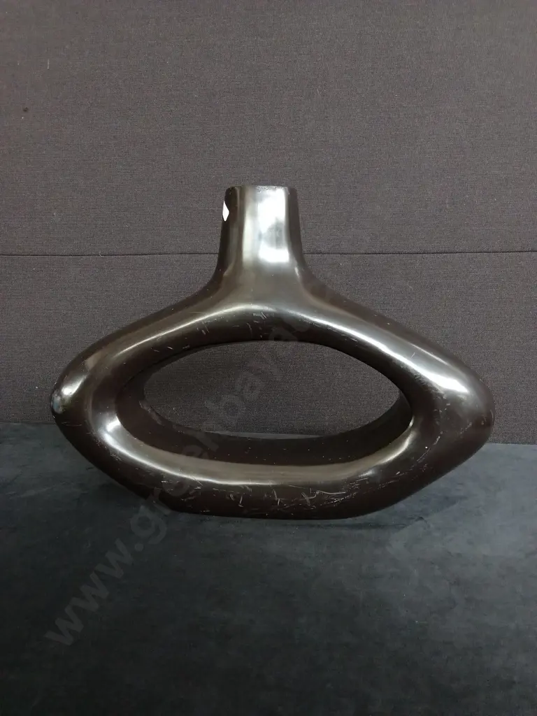 DECORATIVE SCULPTURAL VASE H 38CM Image 1++