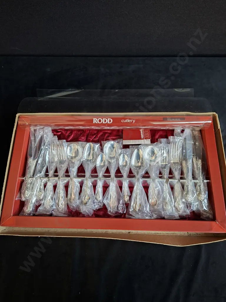 BRAND NEW RODD SILVER PLATED CUTLERY SET BALMORAL PATTERN Image 1++