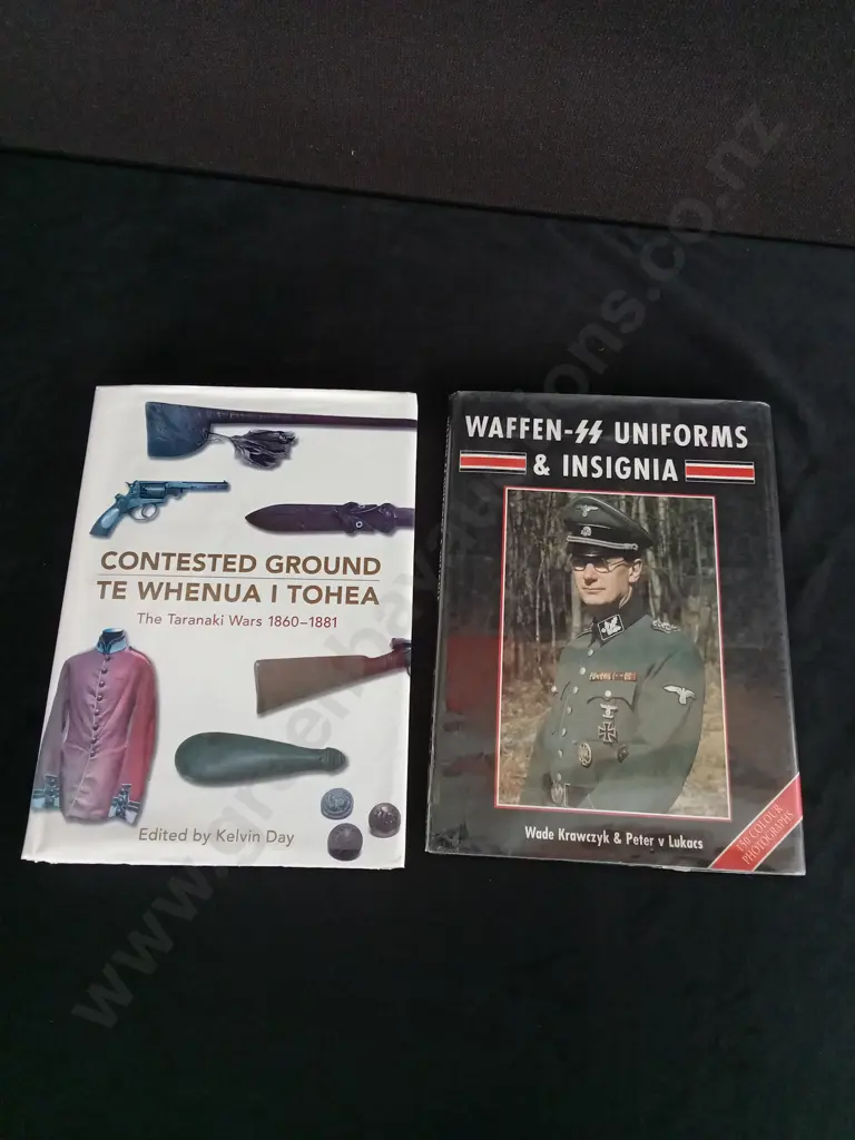 2 PIECES HISTORY/MILITARY BOOKS Image 1++