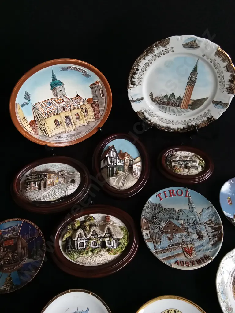 12 DECORATIVE PLATES AND 3D FRAMED PLAQUES Image 1++