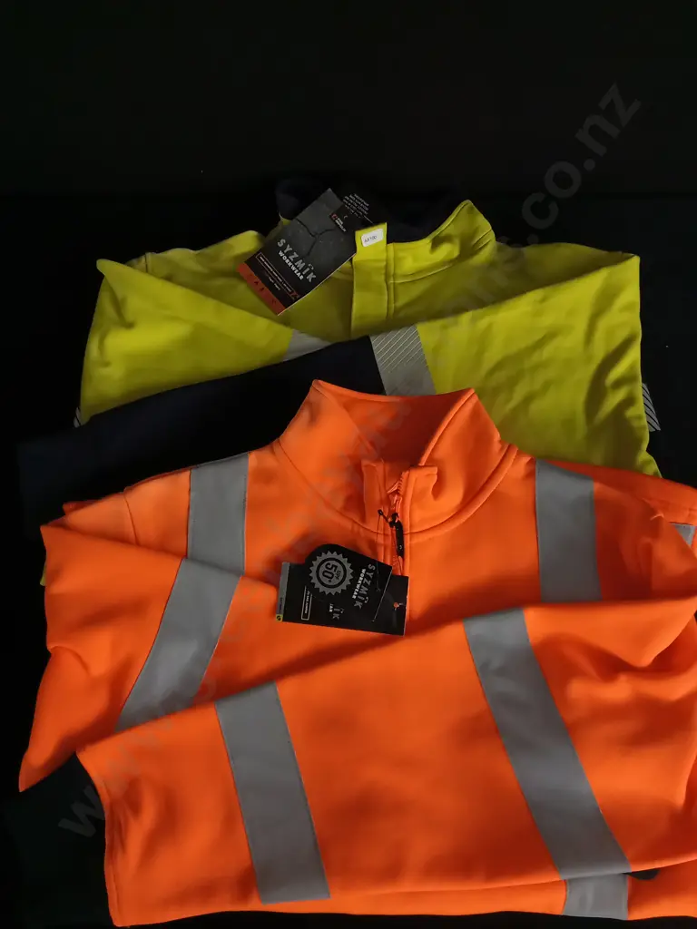 2 PIECES HI VIS JUMPERS BRAND NEW SIZE L AND M Image 1++
