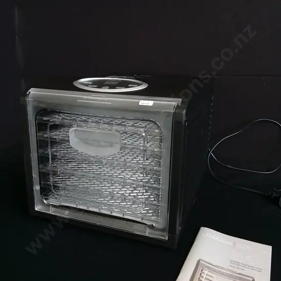 SUNBEAM ELECTRONIC DEHYDRATOR WORKING