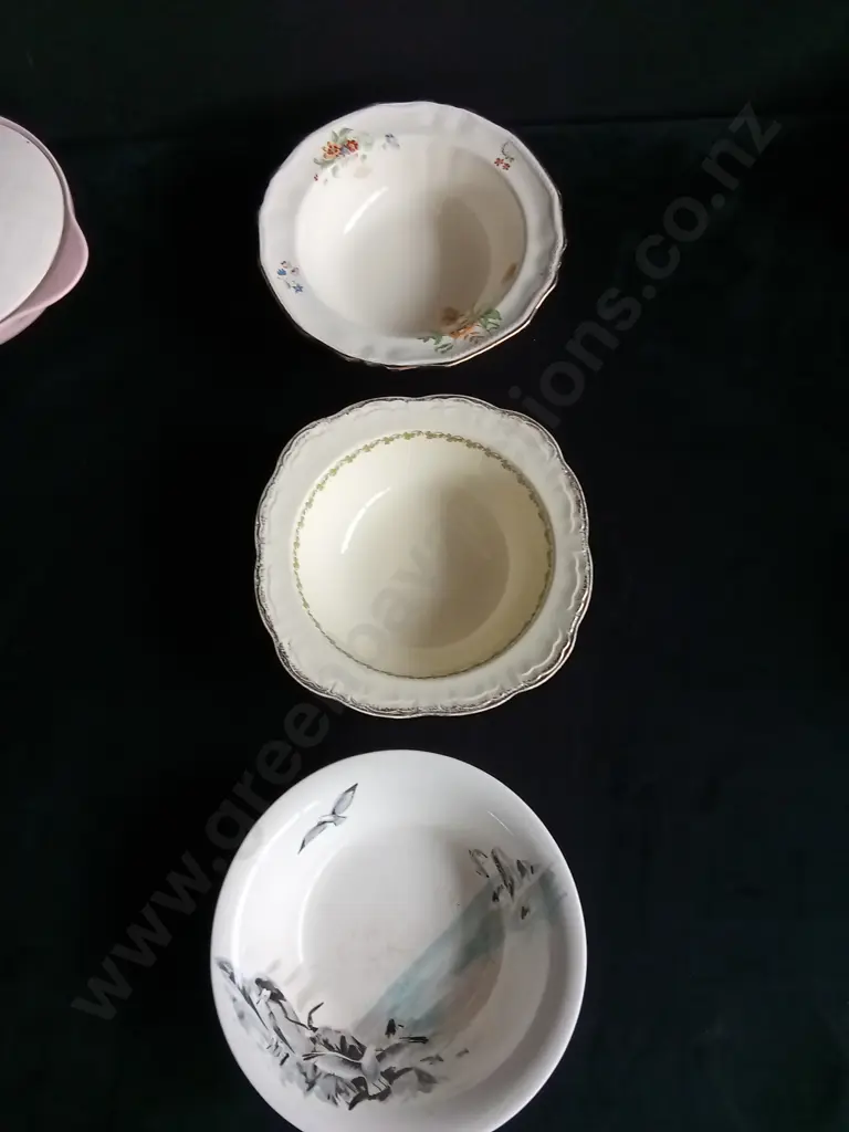 6 PIECES MIX OF DISHES AND SERVING WARE Image 1++