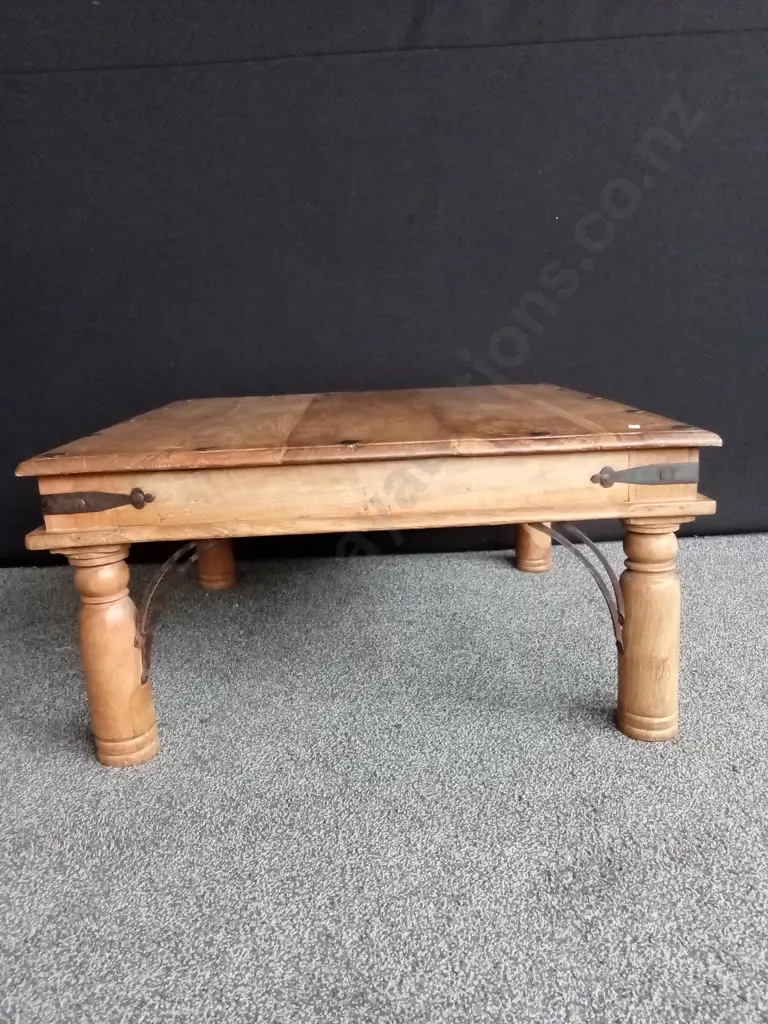 SQUARE WOODEN COFFEE TABLE H 40CM L 80CM D 80CM Image 1++