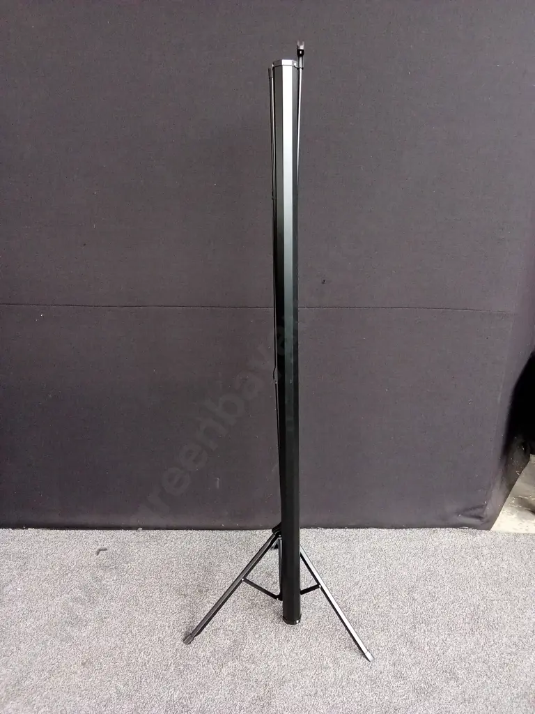 PORTABLE PROTECTION SCREEN Image 1++