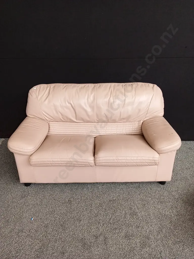 DUSTY PINK LEATHER 2 SEATER COUCH Image 1++