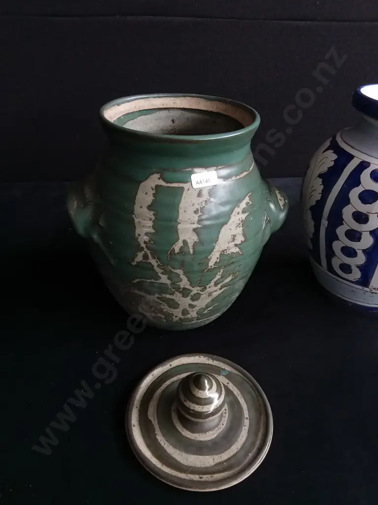 2 PIECES CERAMIC VASES Image 1++