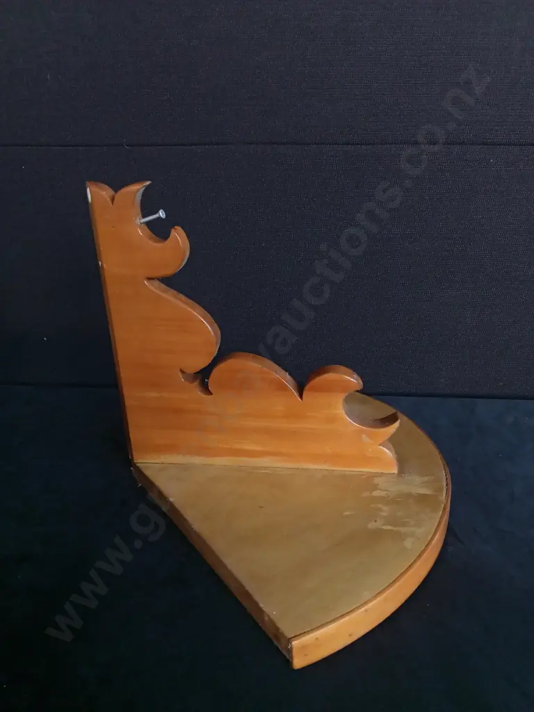 2 PIECES WOODEN CORNER DISPLAY SHELFS Image 1++