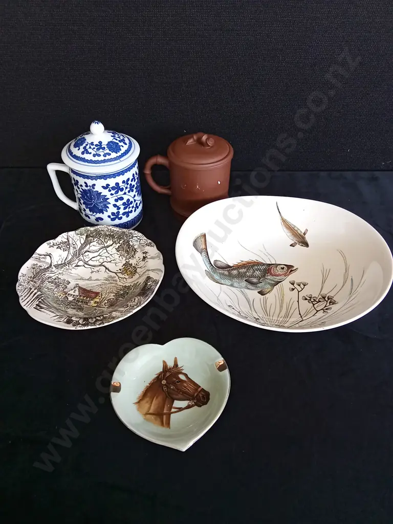 ASSORTED DECORATIVE PLATES AND 2 JARS Image 1++