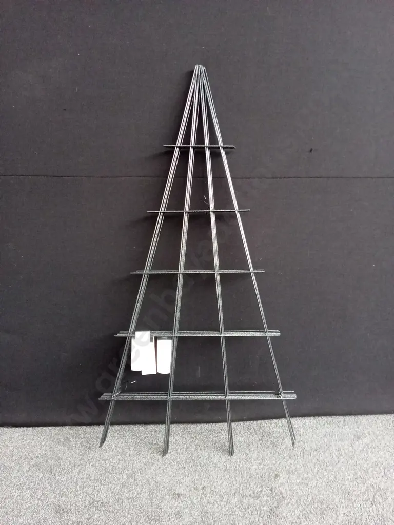 6 PIECES TAKASHO 150CM PLANT TRELLIS BRAND NEW Image 1++