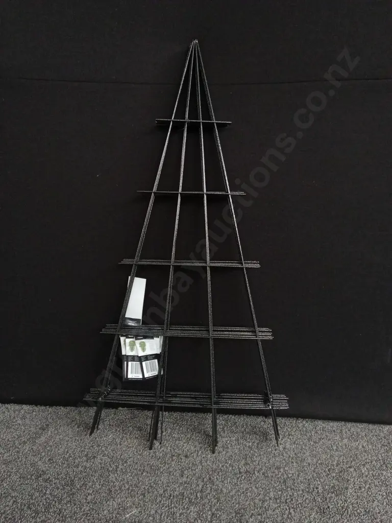 10 PIECES TAKASHO 45CM PLANT TRELLIS BRAND NEW Image 1++