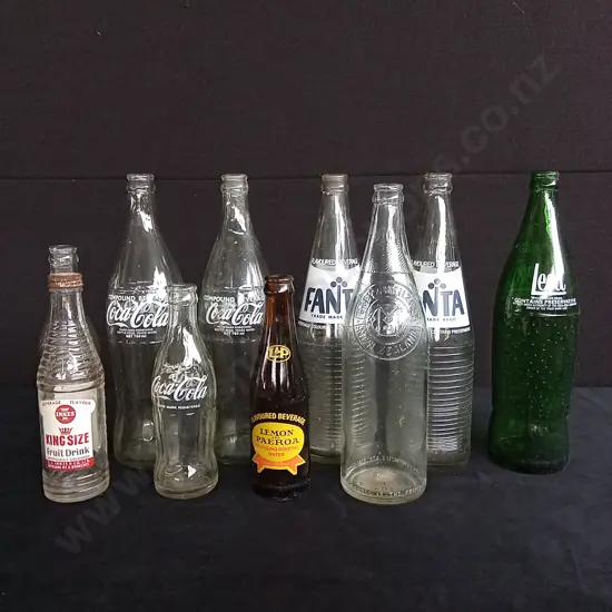 10 GLASS DRINK BOTTLES