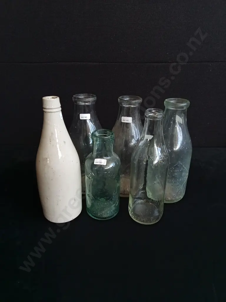 6 PIECES VINTAGE GLASS BOTTLES Image 1++