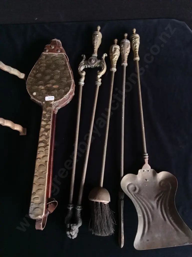 7 PIECES FIREPLACE TOOLS Image 1++