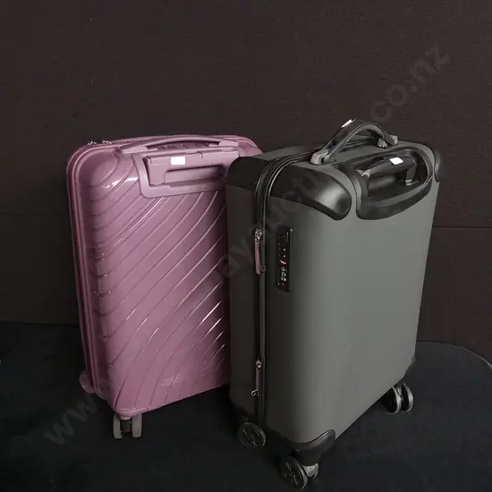 2 PIECES HARDSIDE SUITCASES H 56CM
