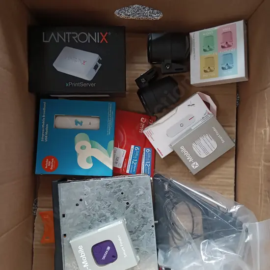 MIX OF ELECTRONIC ITEMS