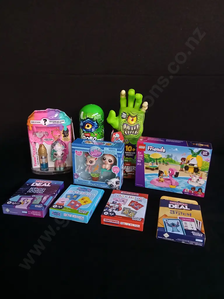 9 PIECES MIX OF BRAND NEW TOYS AND CARD GAMES Image 1++