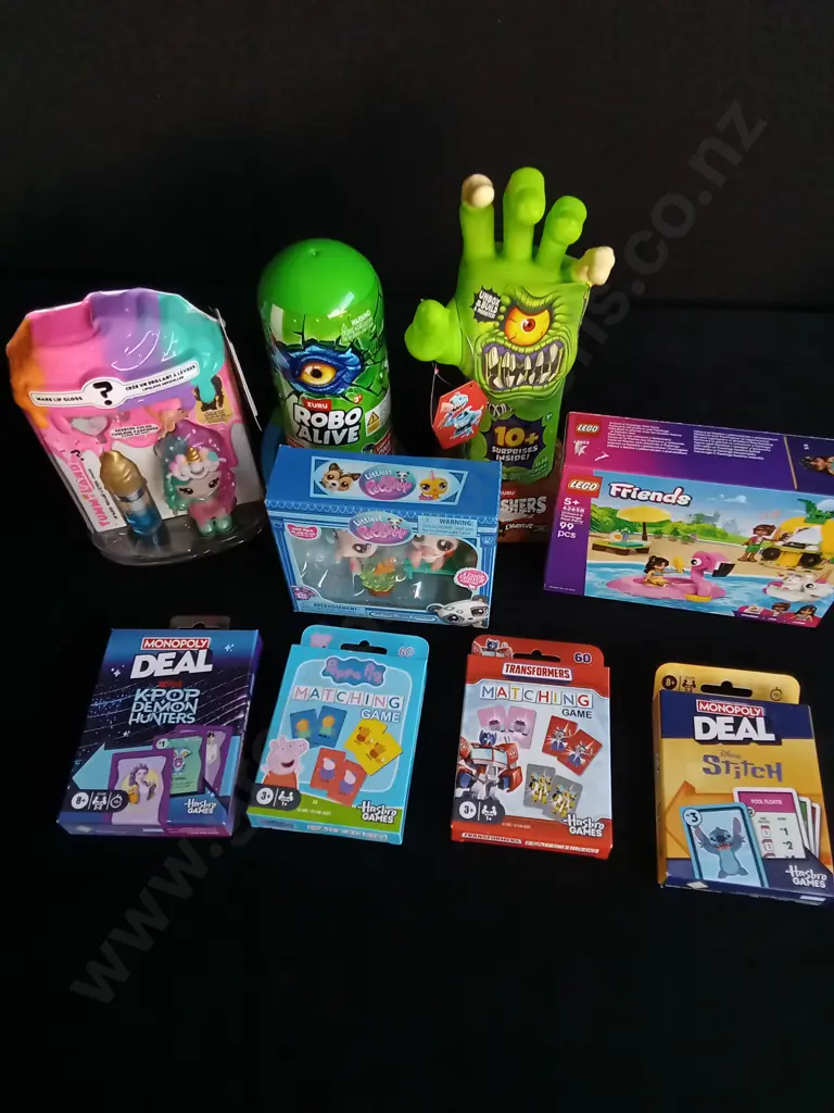 9 PIECES MIX OF BRAND NEW TOYS AND CARD GAMES Image 1++