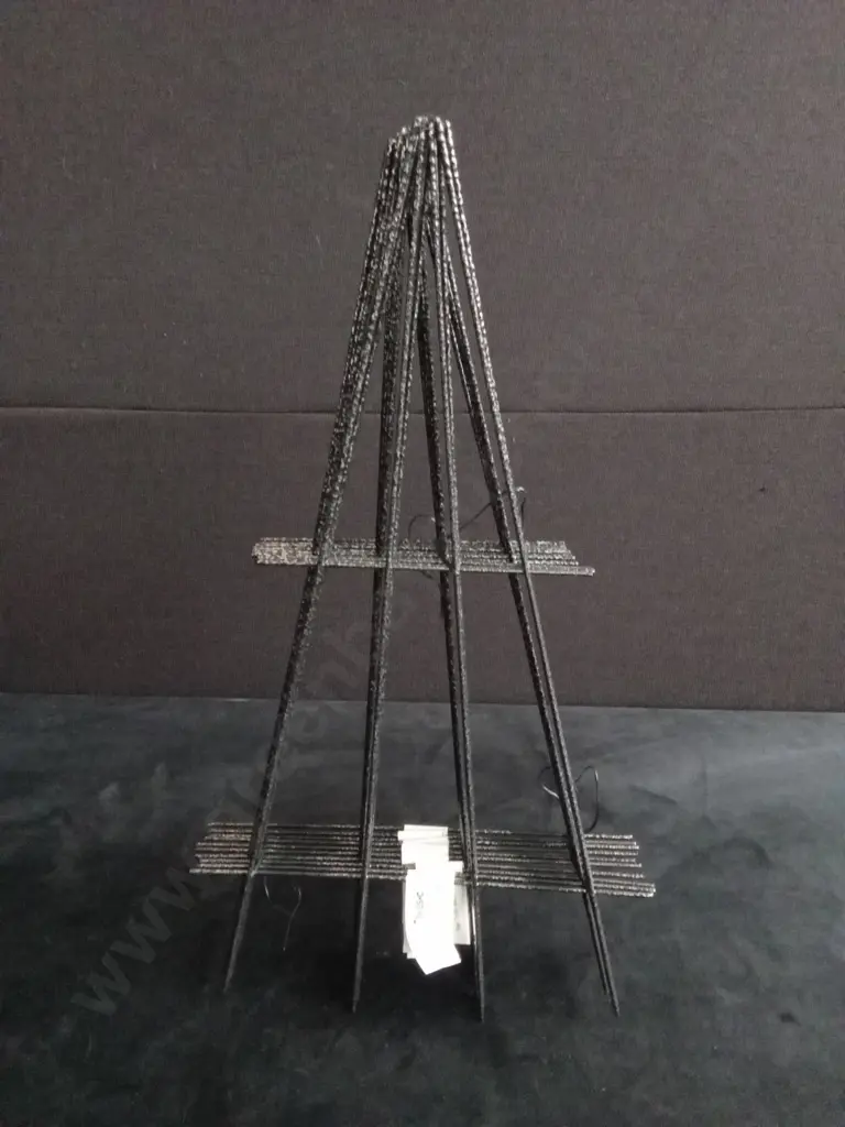 10 PIECES TAKASHO 30CM PLANT TRELLIS BRAND NEW Image 1++