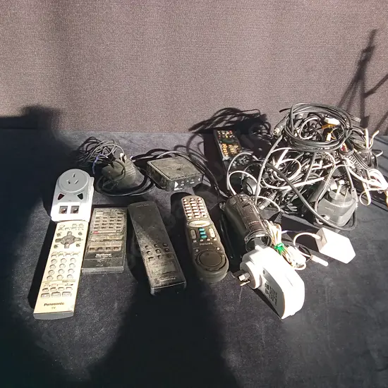 ASSORTED ELECTRONIC ITEMS AND CORDS