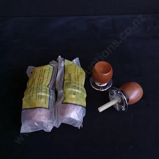 3 BRAND NEW SETS OF DOOR KNOBS