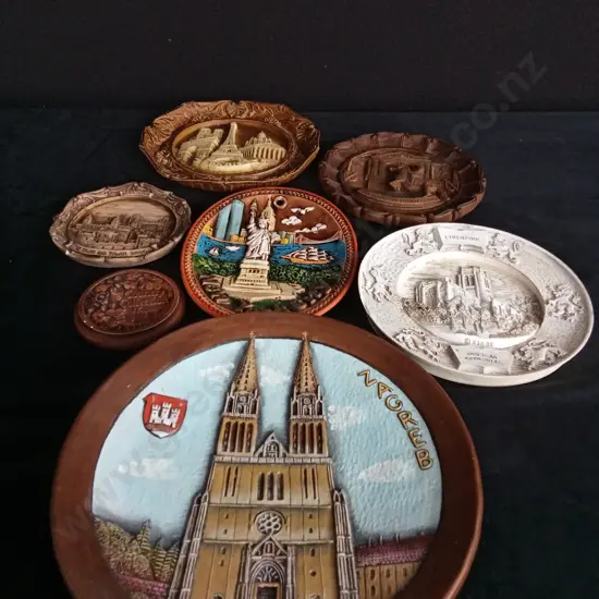 DECORATIVE SOUVINERS