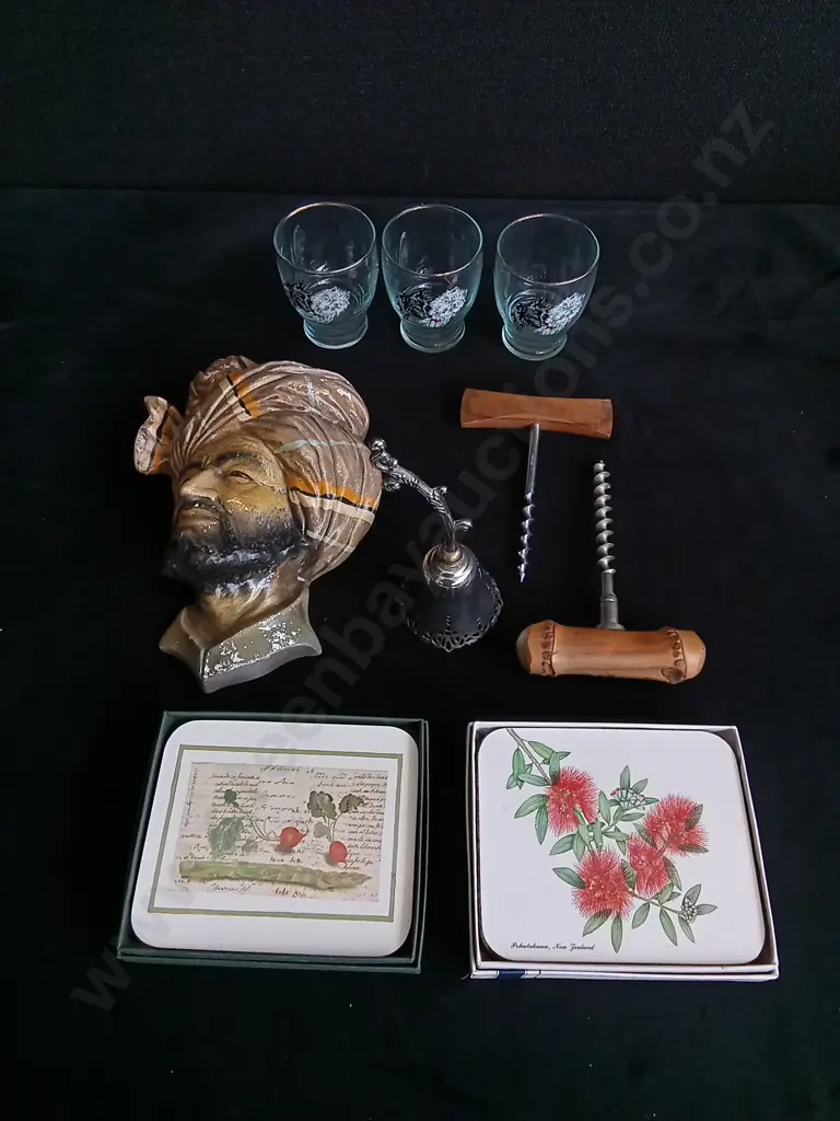 MISCELLANEOUS MIX INCLUDING COASTERS, CERAMIC WALL DECOR, BELL, CORKSCREWS AND LIQUEUR GLASSES Image 1++