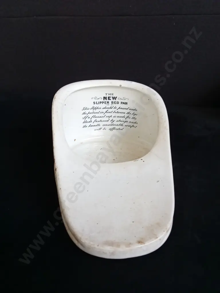 VINTAGE BED PAN Image 1++