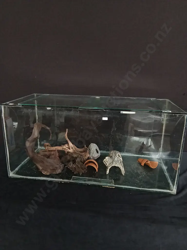 RIMLESS FISHTANK L 90 CM X W 40 CM X H 41 CM Image 1++
